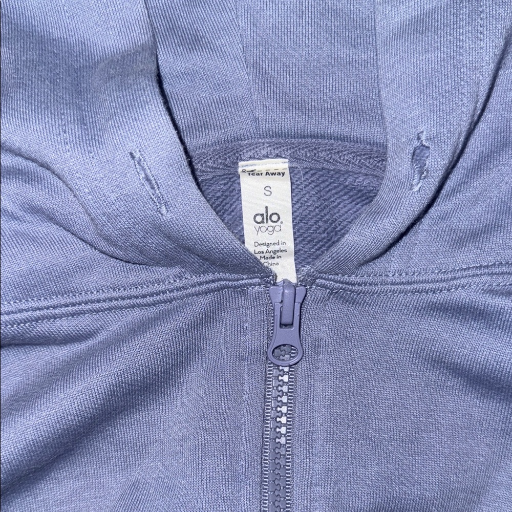 Alo Light Blue Cropped Half-Zip Hoodie - Picture 4 of 4